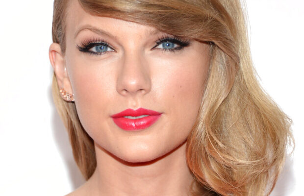 Someone Put Taylor Swift in MLB The Show