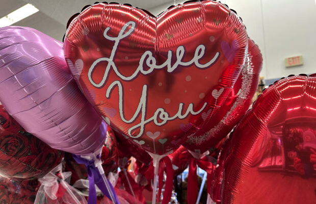 The 4 best Valetines Day Gifts And 3, Not So Much