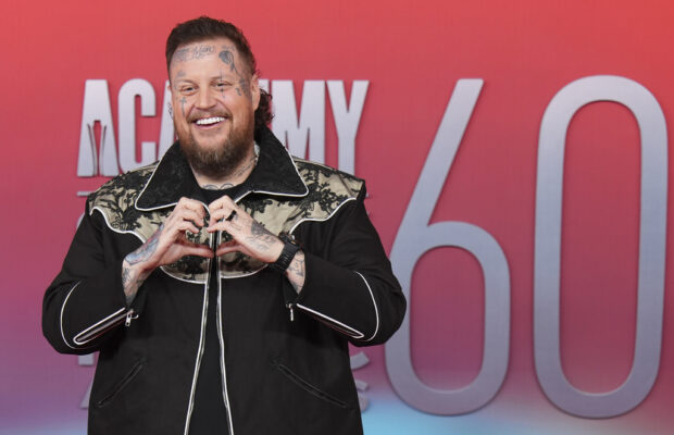 Jelly Roll Breaks Down After Craig Morgan Surprises Him With Opry Invitation On The Joe Rogan Experience Jelly Roll Breaks Down After Craig Morgan Surprises Him With Opry Invitation On The Joe Rogan Experience