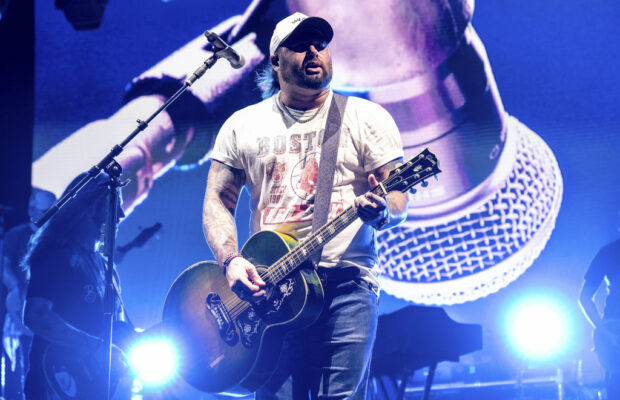 Koe Wetzel LIVE Aug 14th – Bank of NH Pavillion – Gilford, NH
